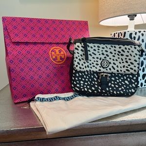 Tory Burch Kerrington Crossbody. Excellent used condition.